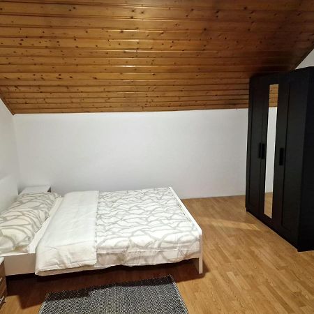 Kiki Privatne Sobe, Zagreb Airport Apartment Велика Горица Екстериор снимка